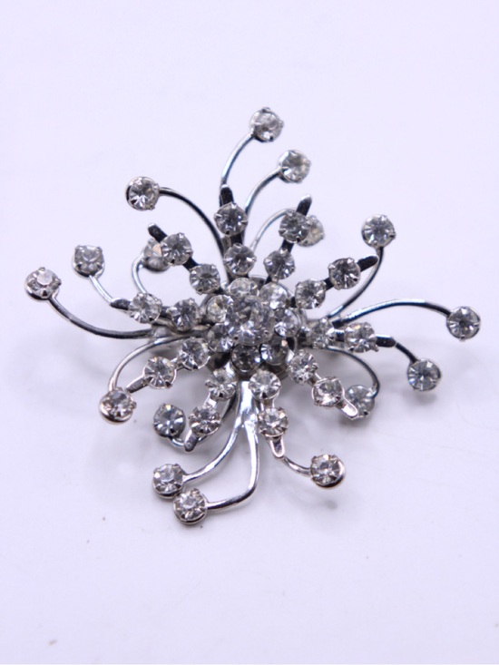 Jewelry - Vintage unsigned Silver tone Crystal starburst riveted Burst Brooch
